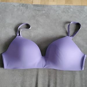 Victoria secret size 38 C bra
